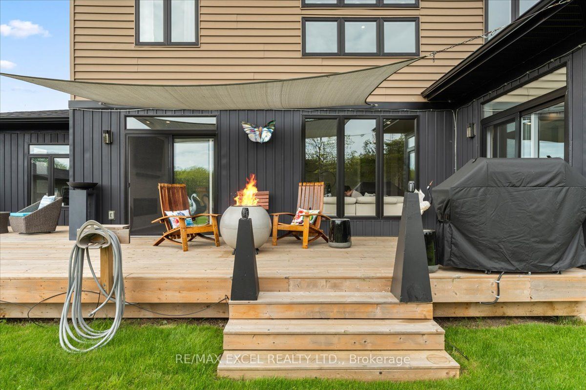 108 Foster Road