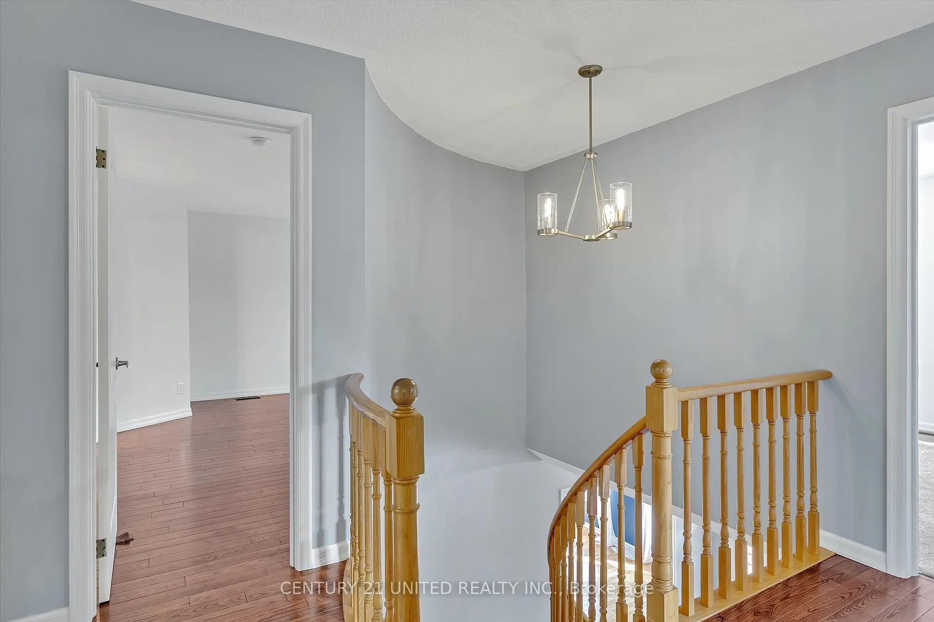 1908 Mapleridge Dr