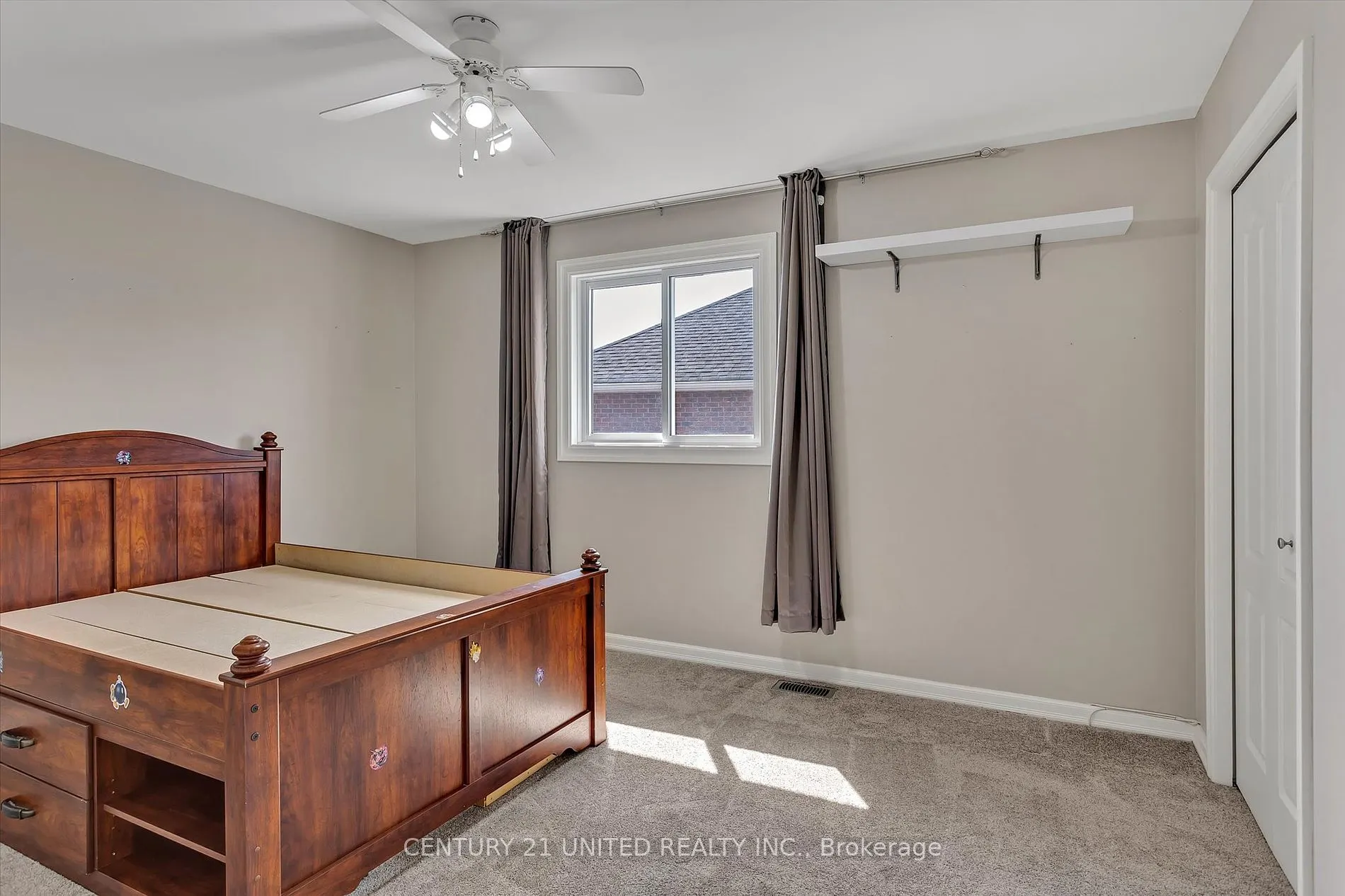1908 Mapleridge Dr