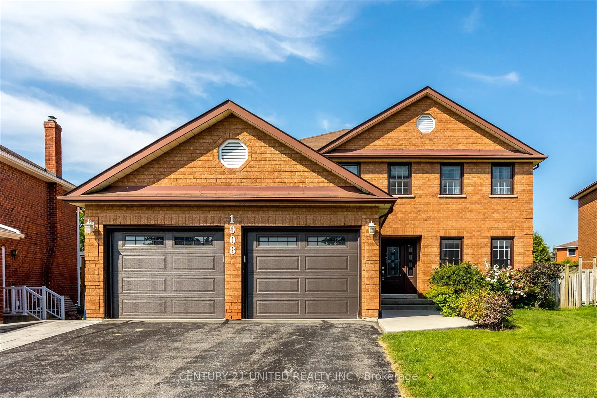 1908 Mapleridge Dr