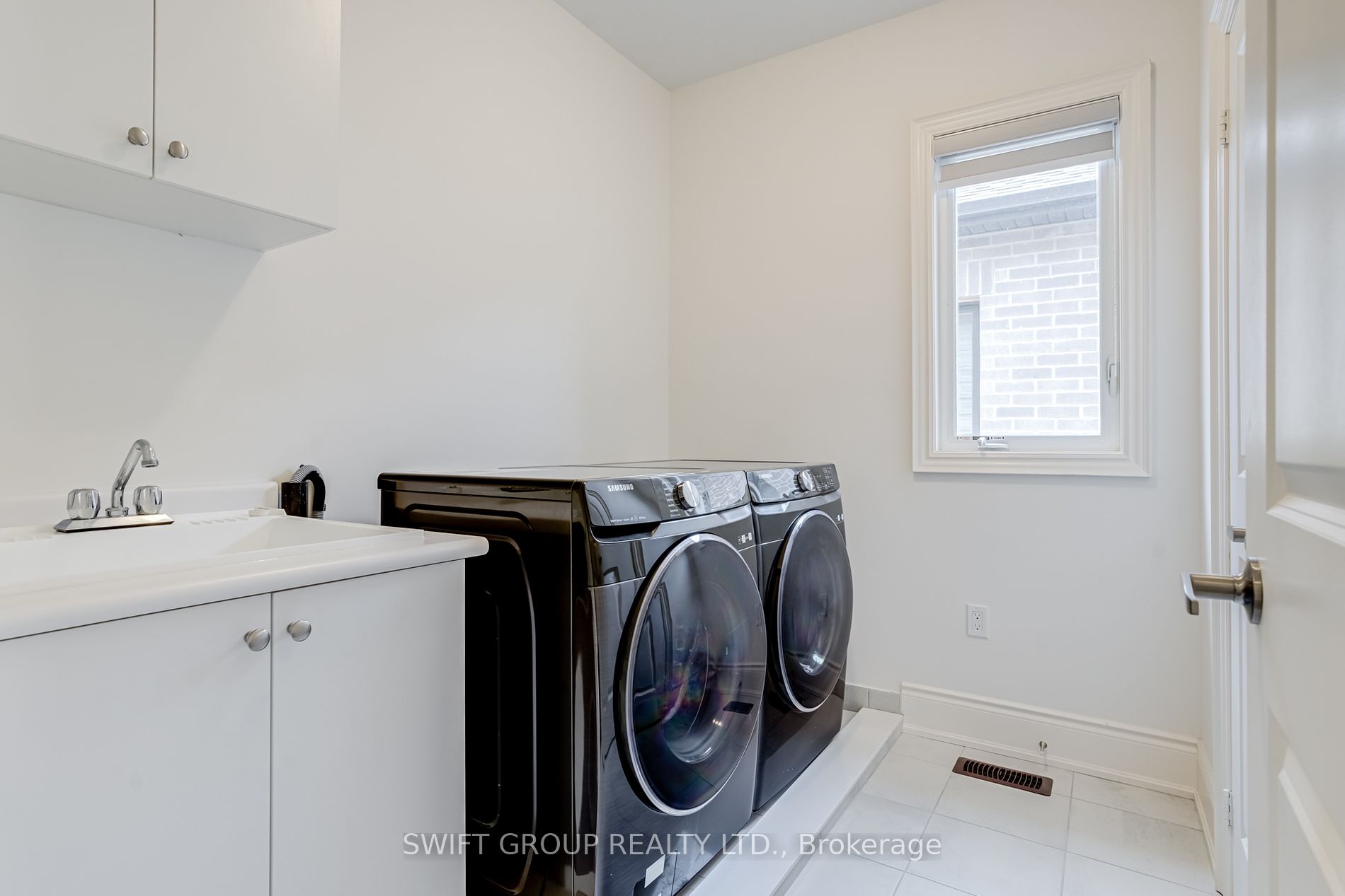 195 Great Falls Boulevard, #Upper