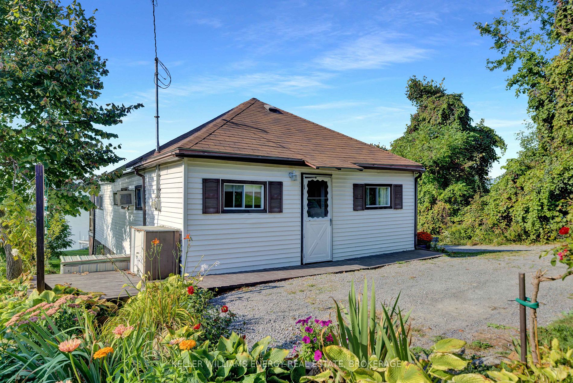 96 Bishop Lane
