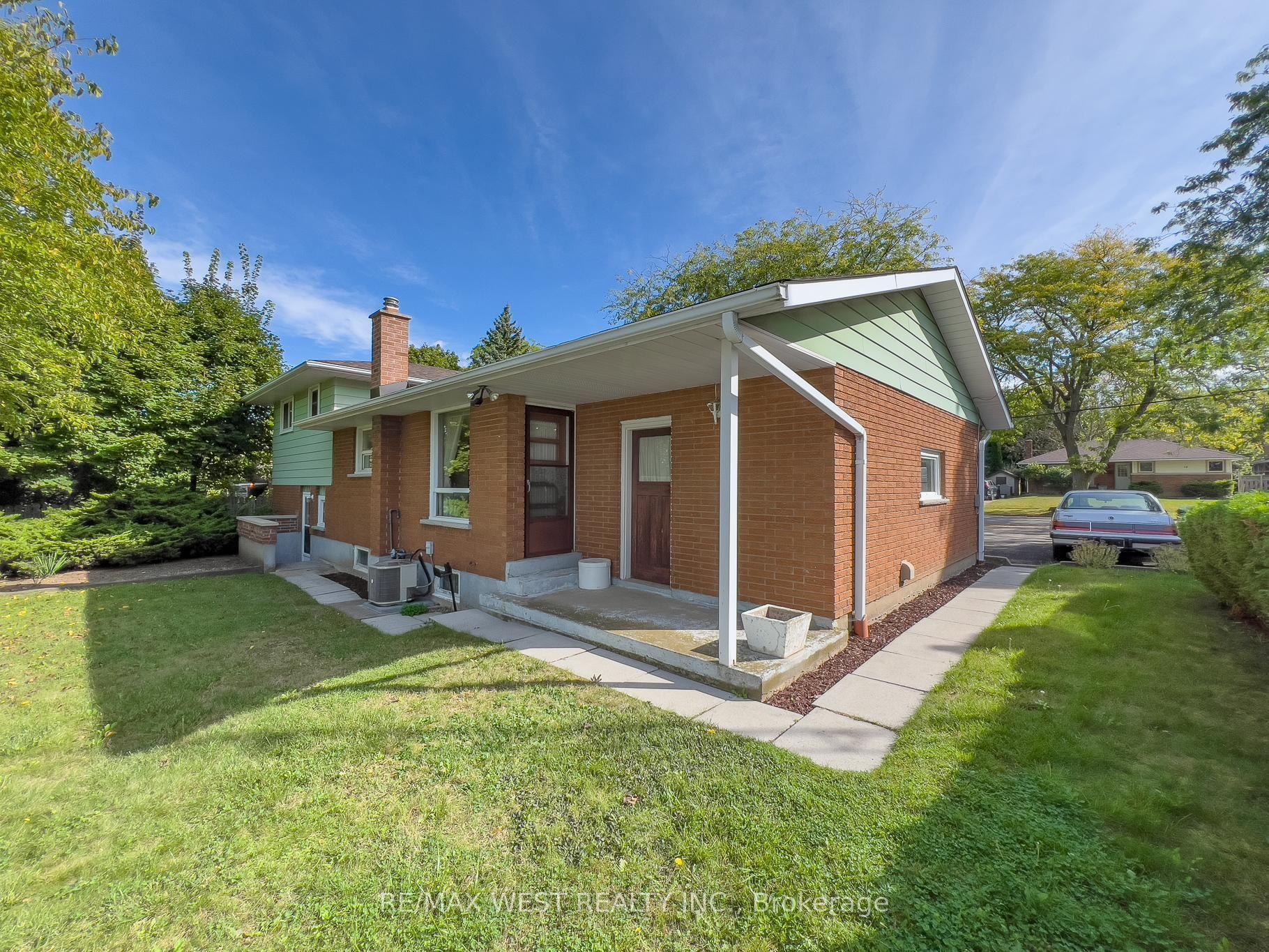 15 Marmac Dr