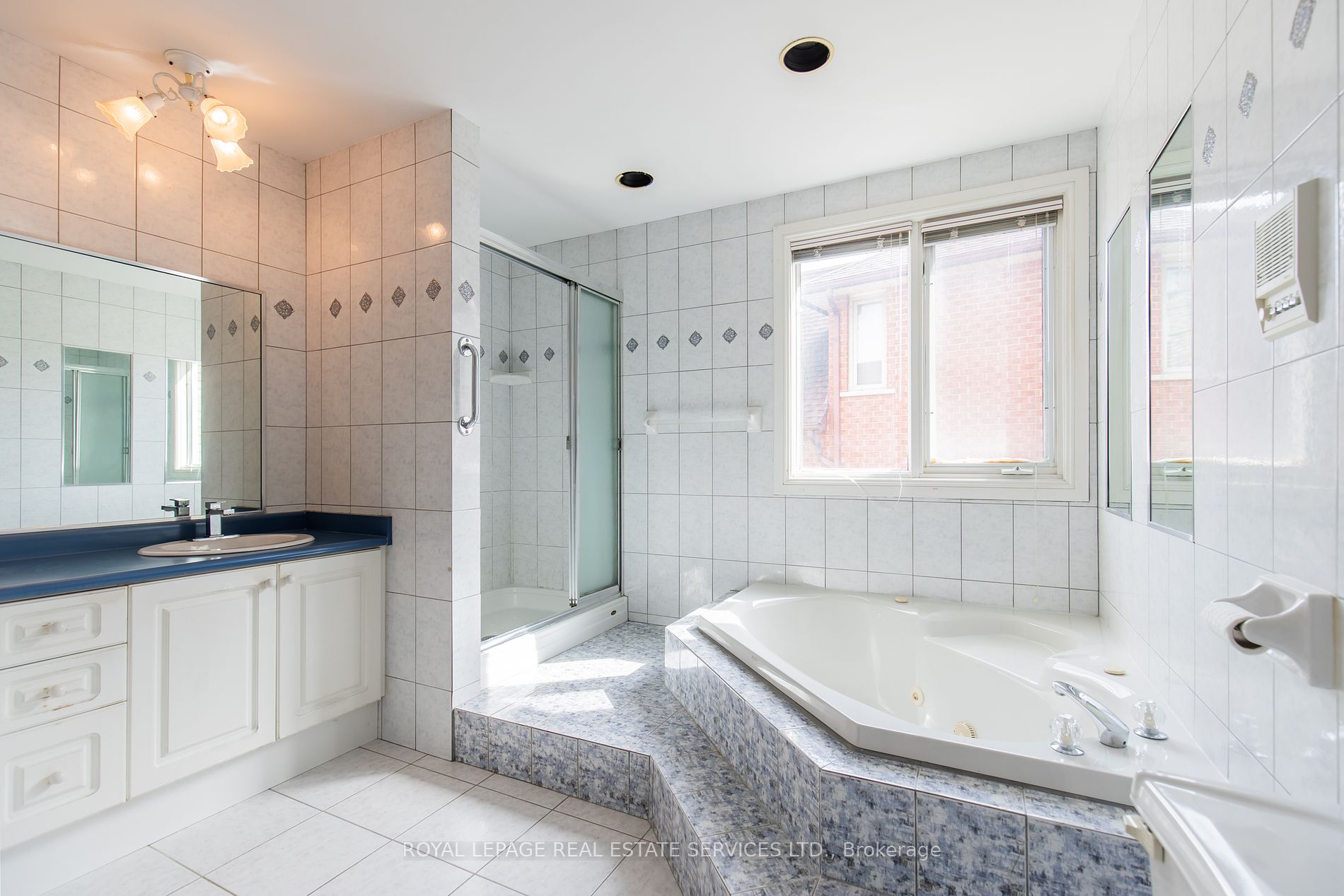 57 Orr Cres