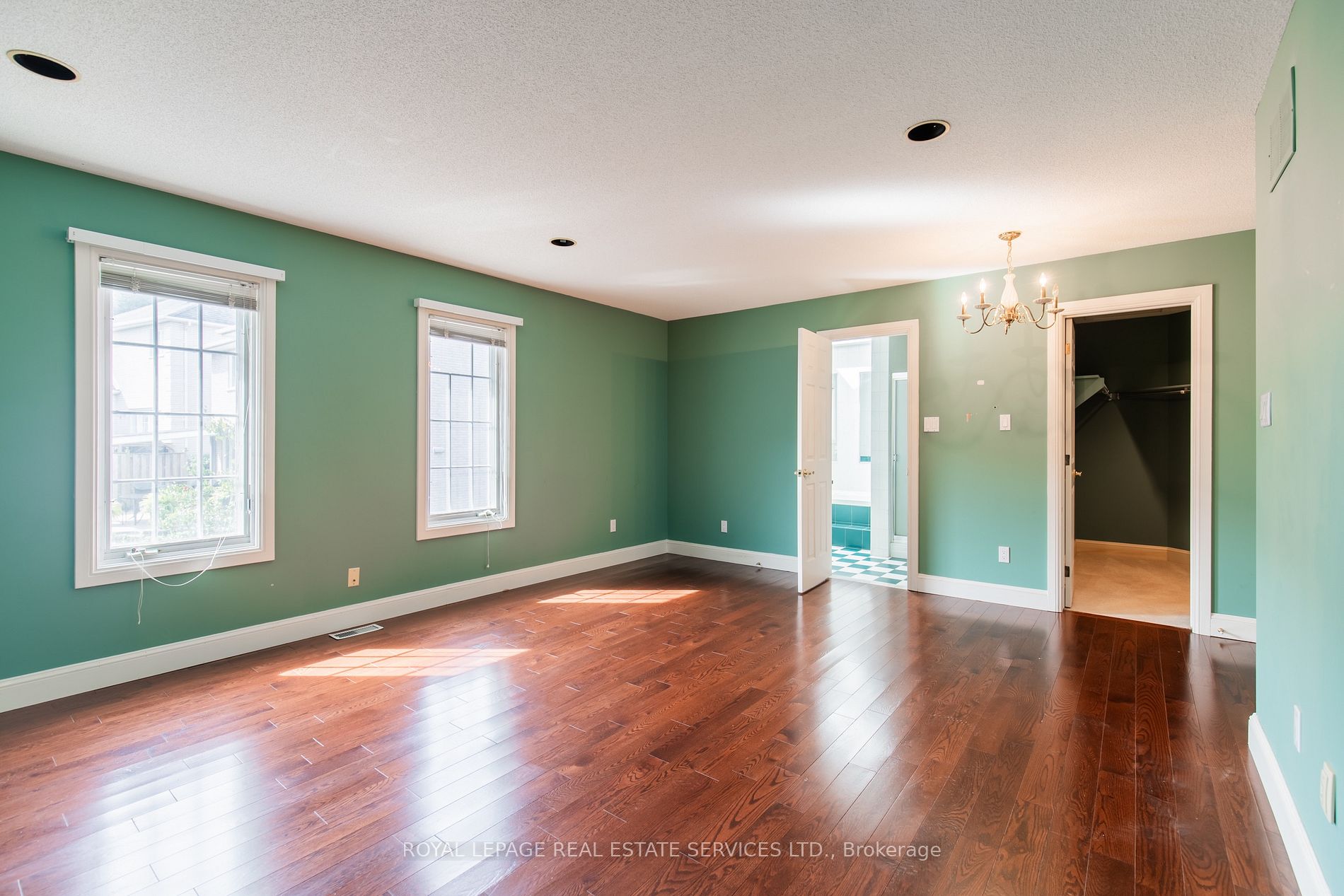57 Orr Cres
