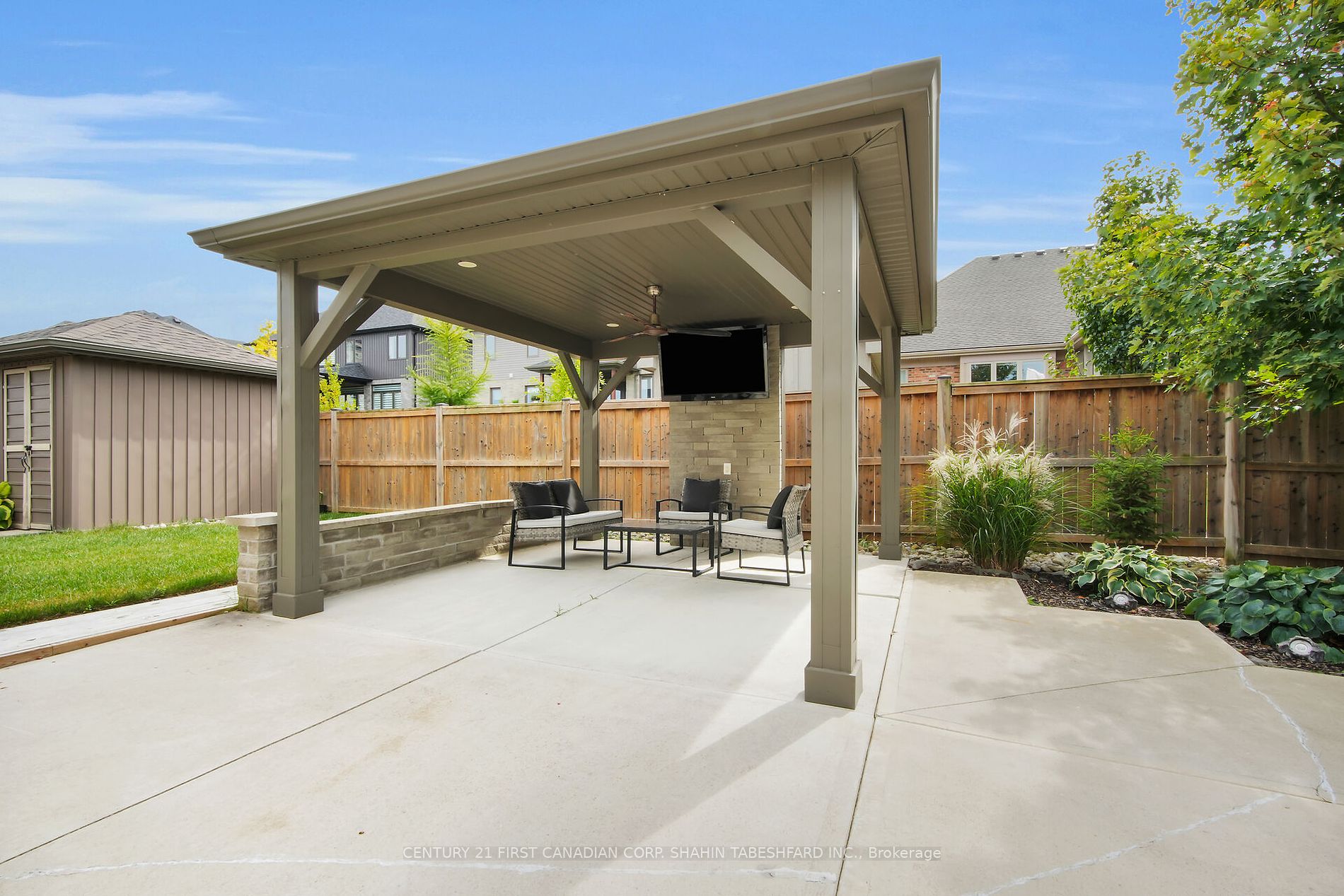 2226 Callingham Dr