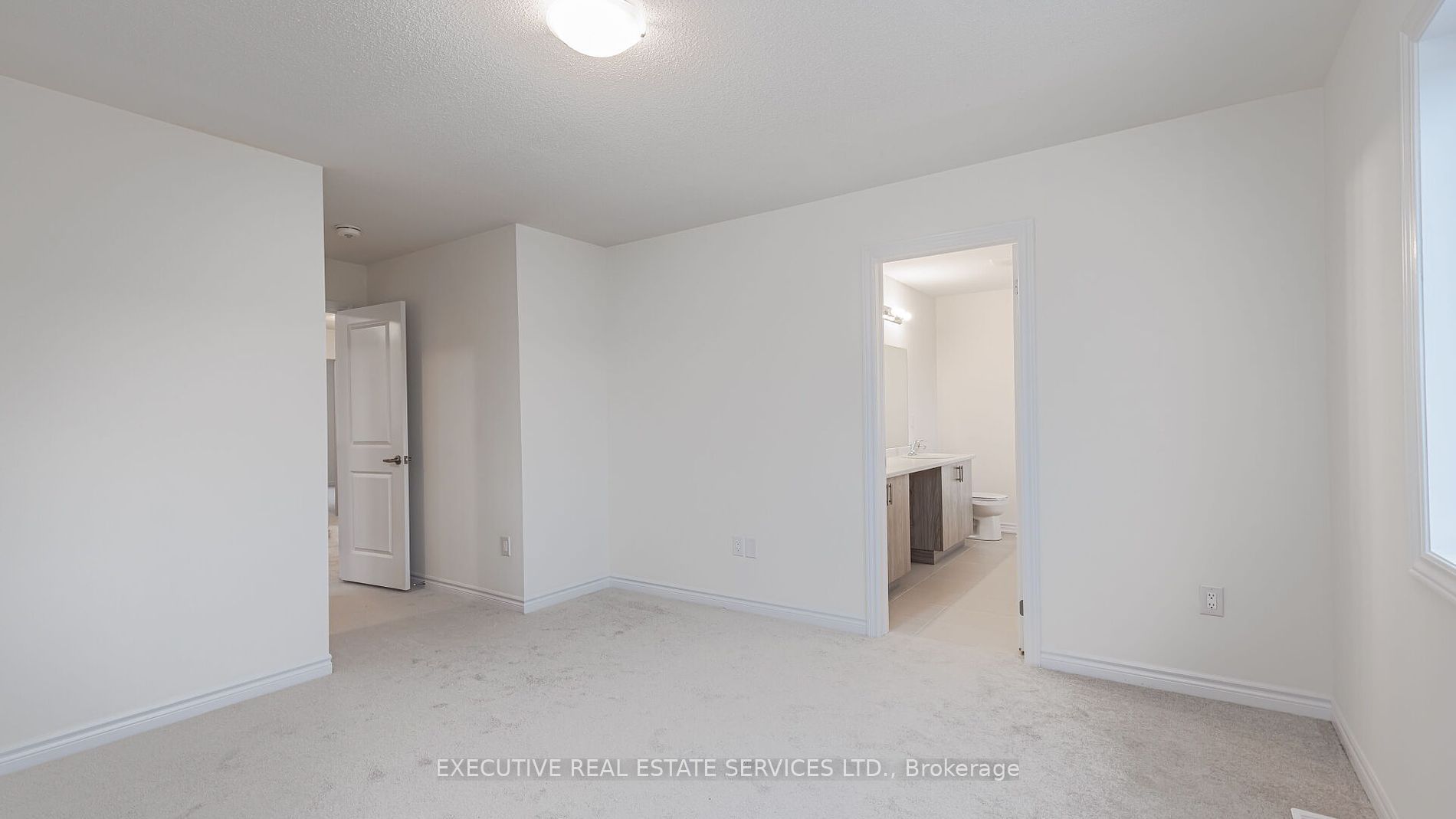 36 Hillcroft Way