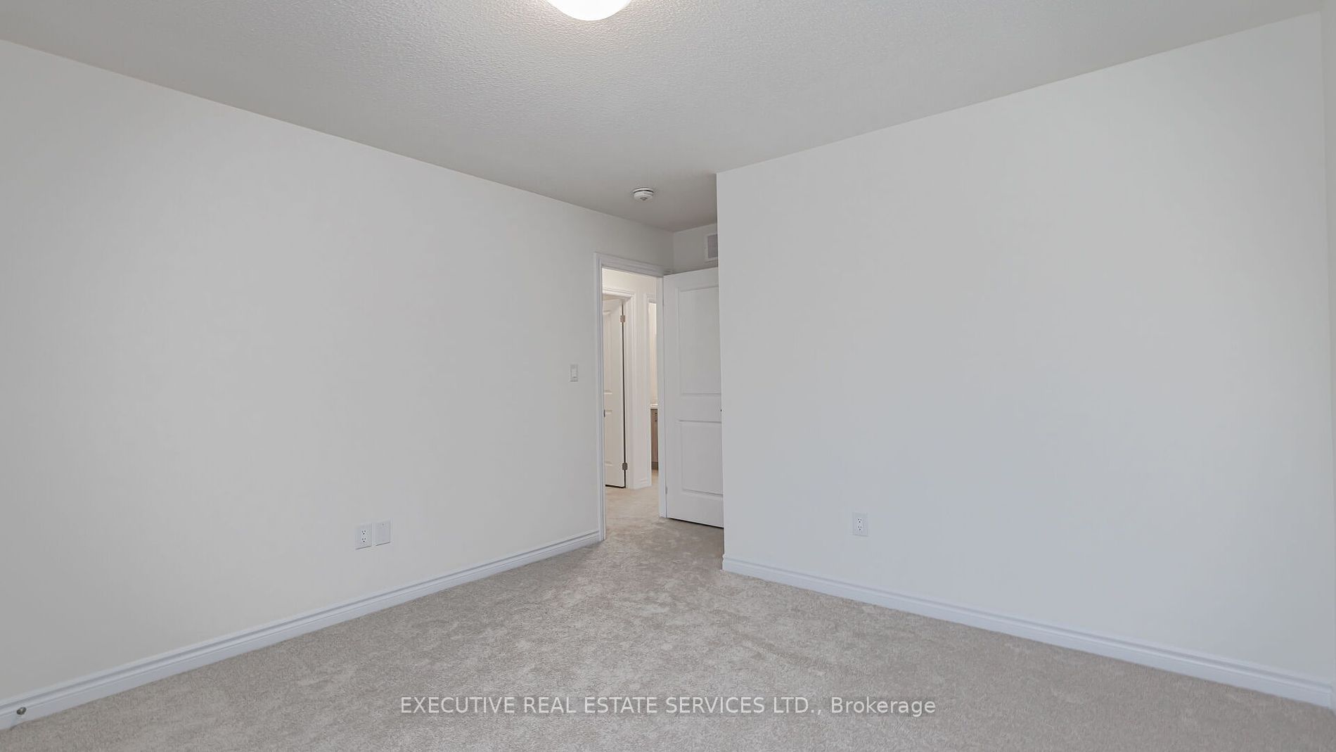 36 Hillcroft Way