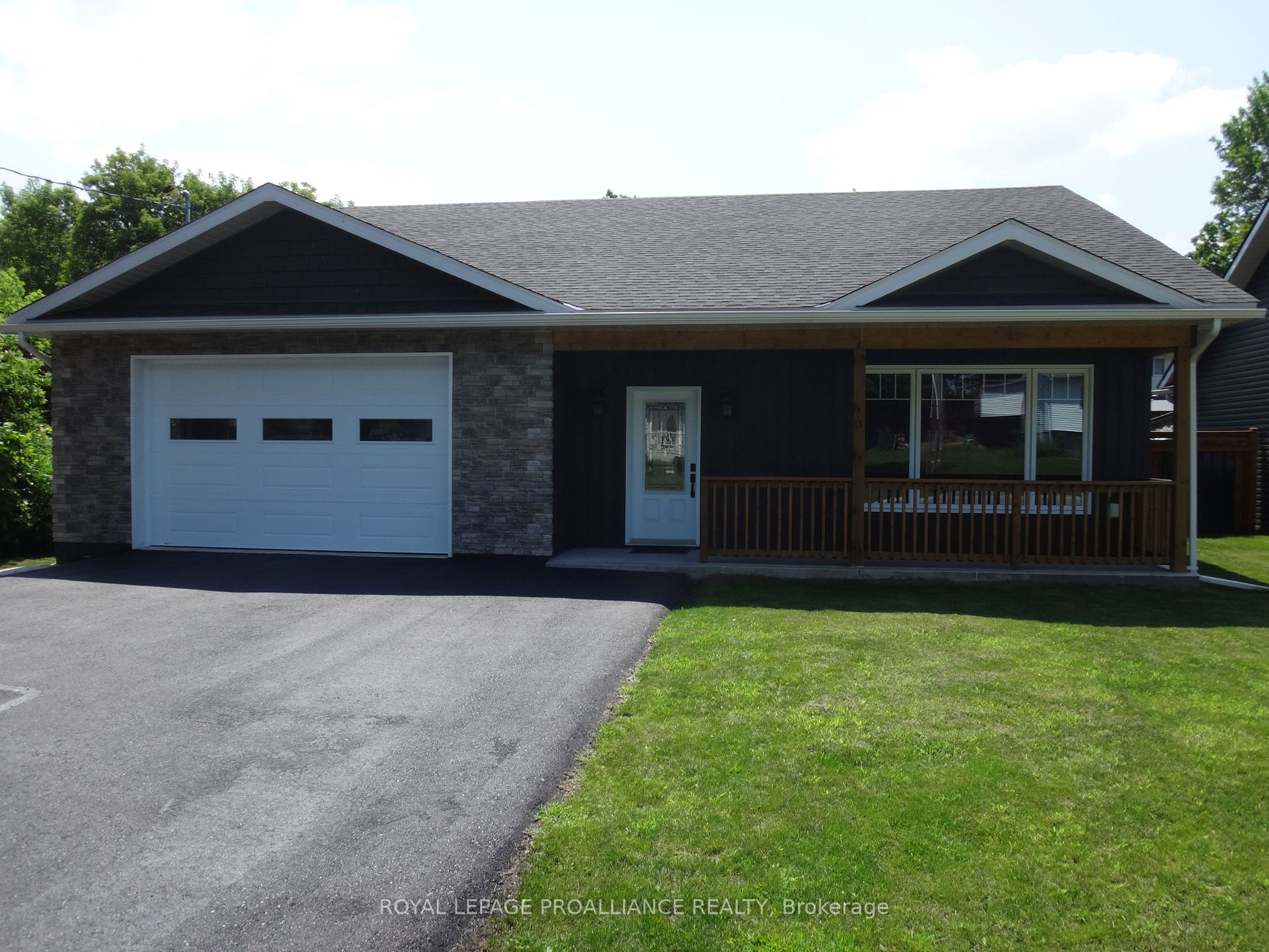 13 Crawford Dr