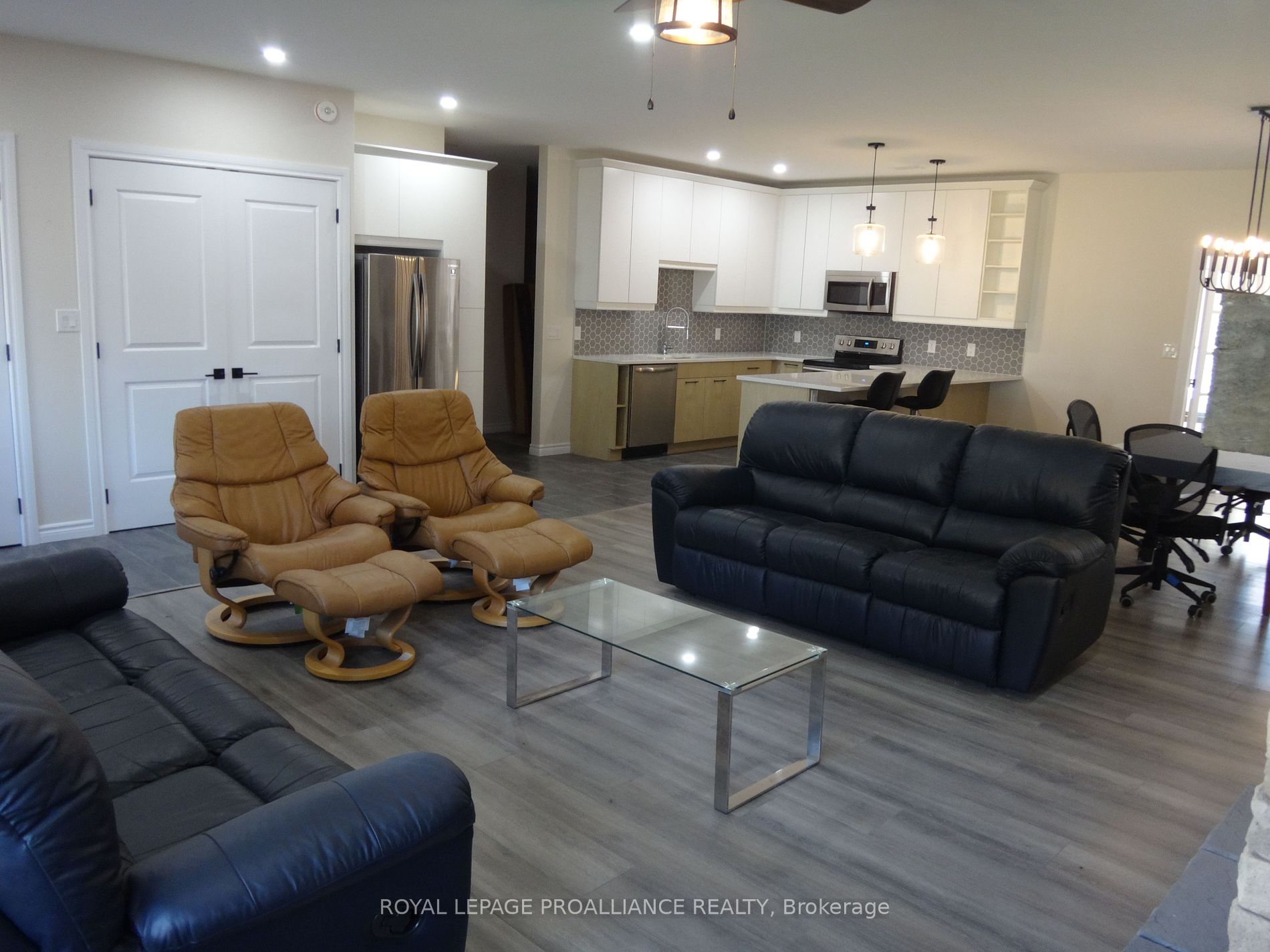 13 Crawford Dr