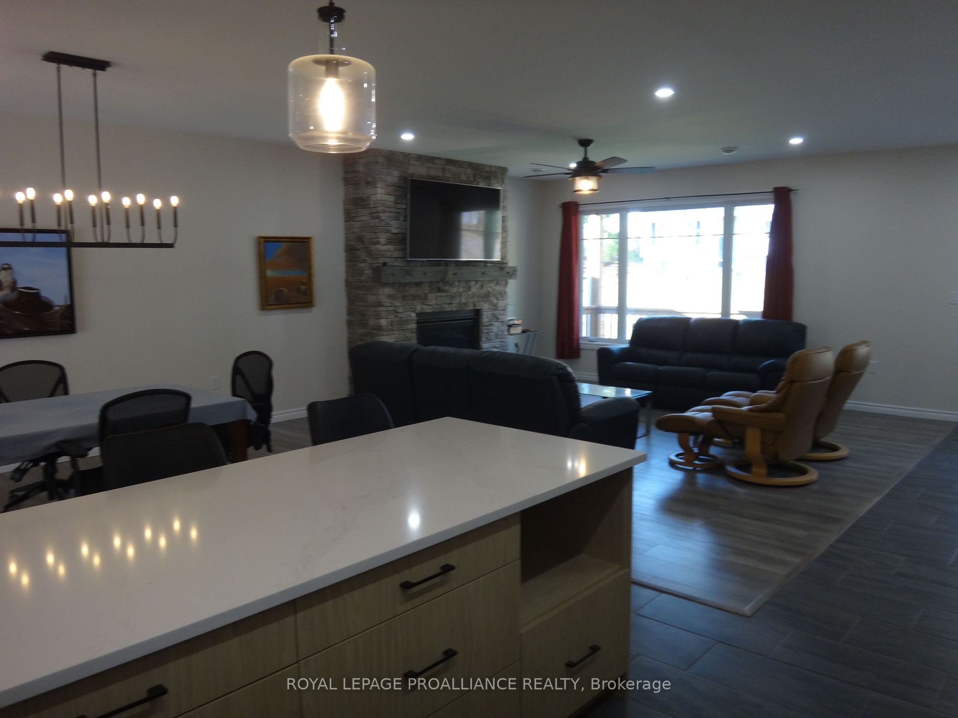13 Crawford Dr