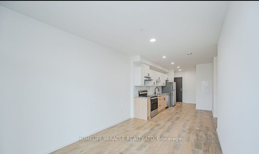 181 Elmira Rd S, #205