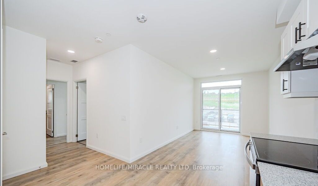 181 Elmira Rd S, #205