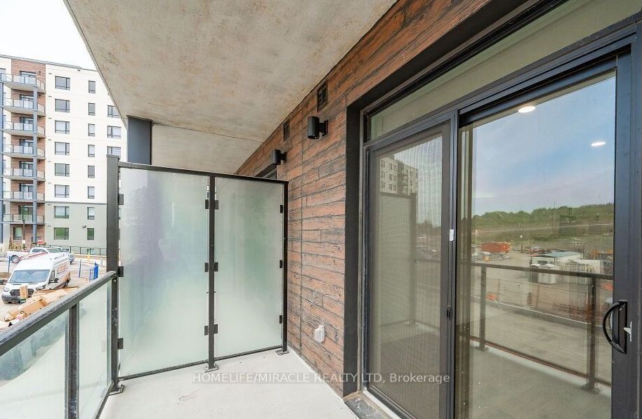 181 Elmira Rd S, #205
