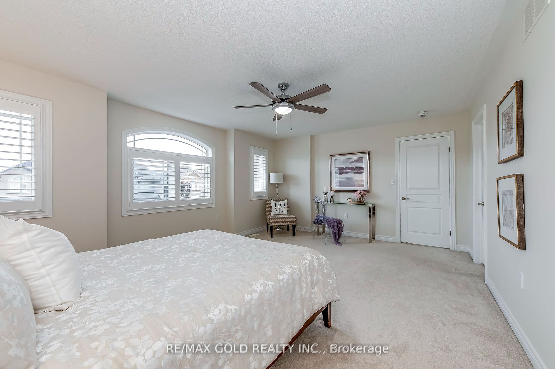 46 Whistler St