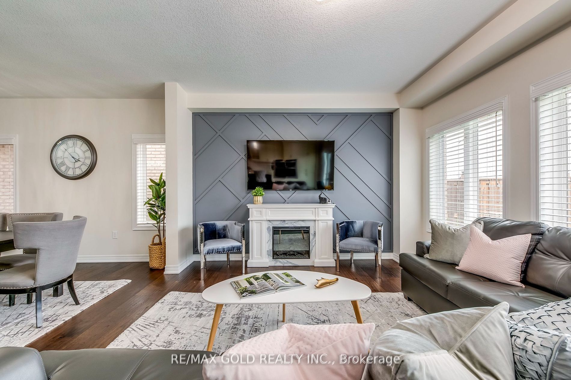 46 Whistler St