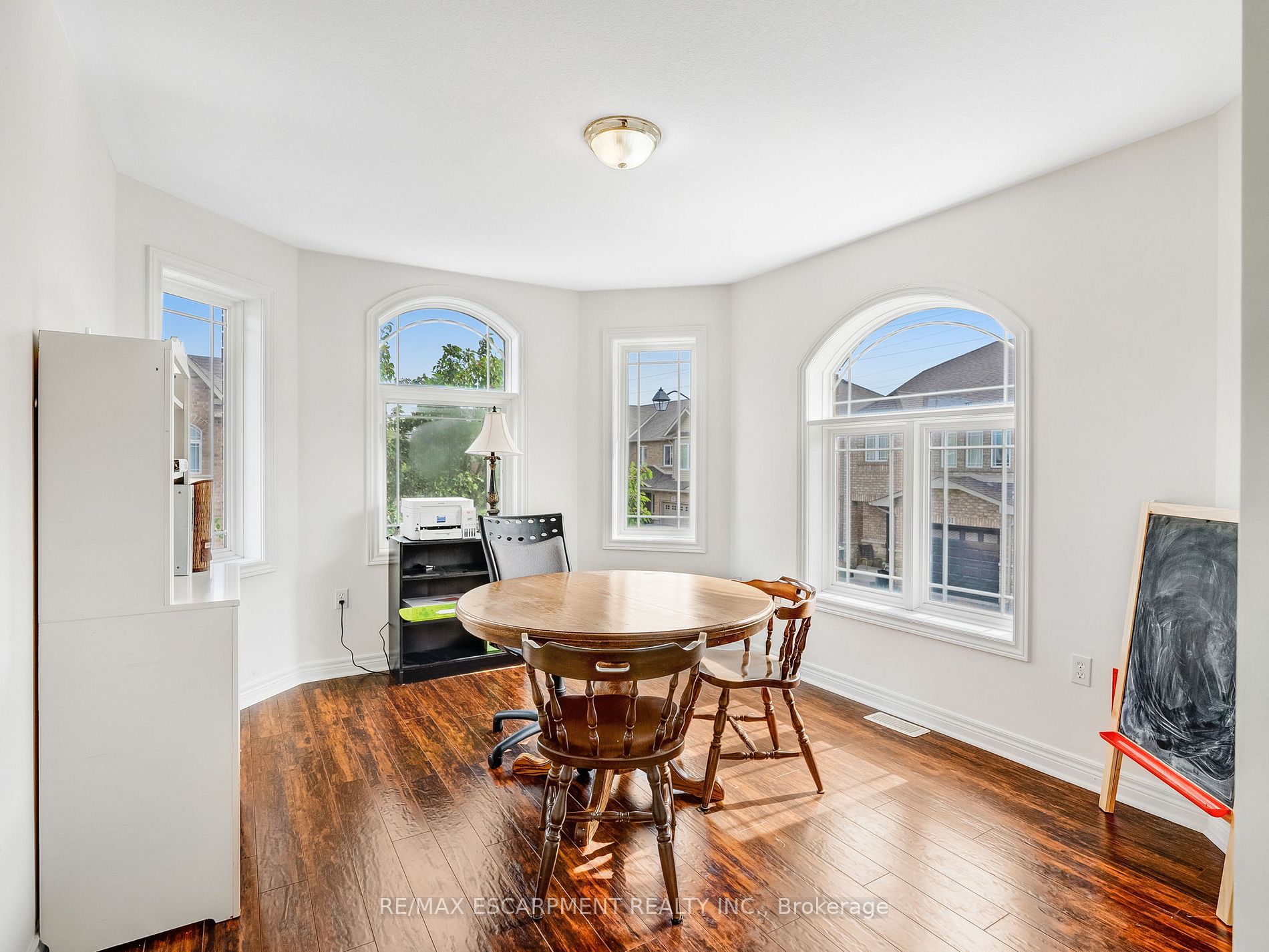 56 Geranium Ave