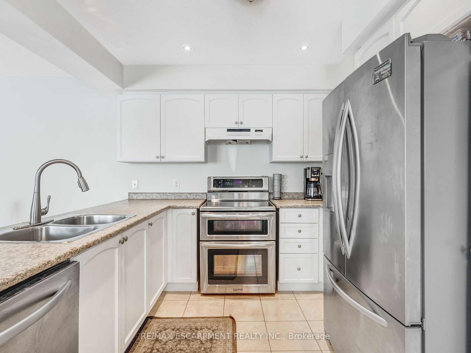 56 Geranium Ave