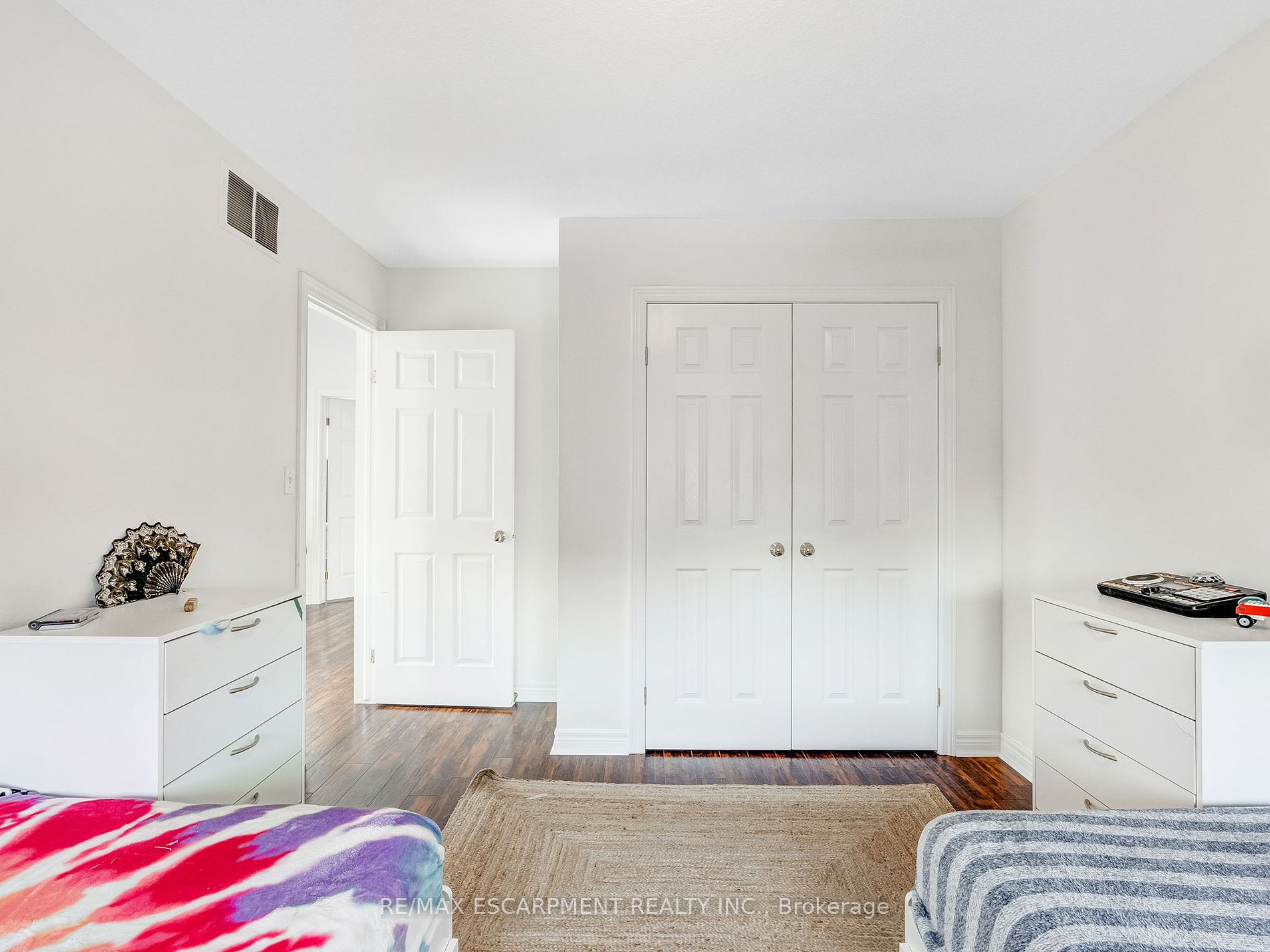 56 Geranium Ave