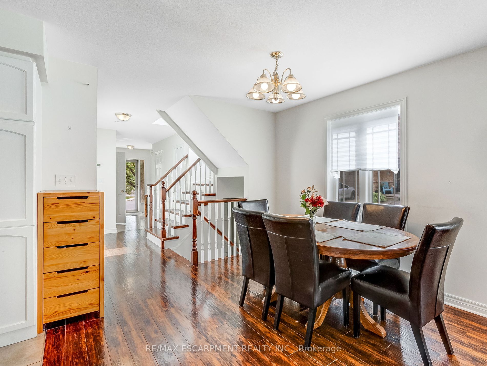 56 Geranium Ave