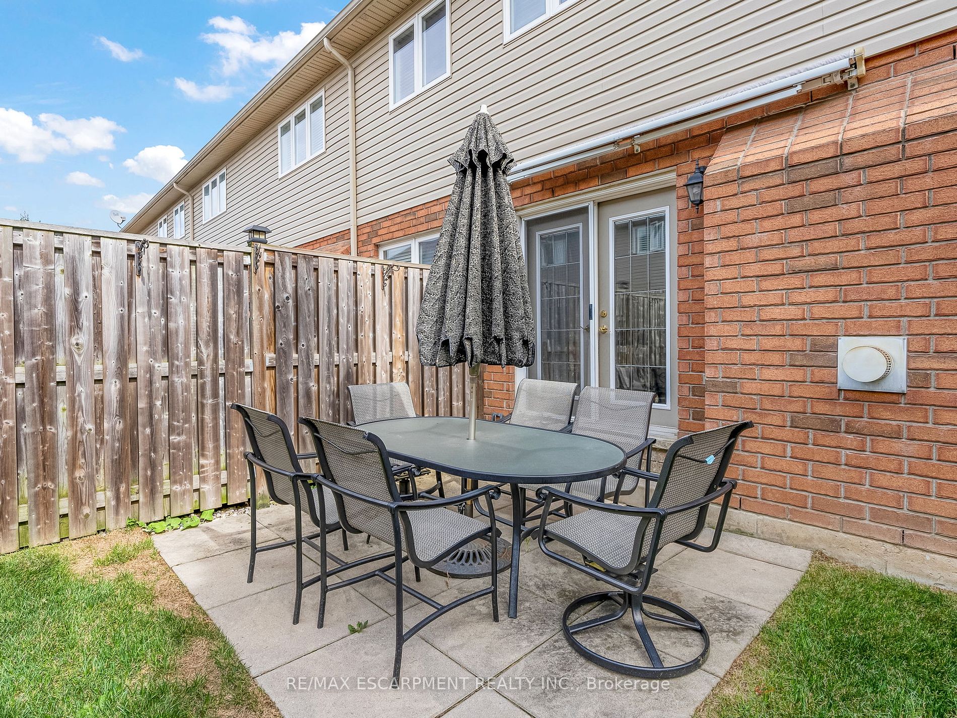 56 Geranium Ave