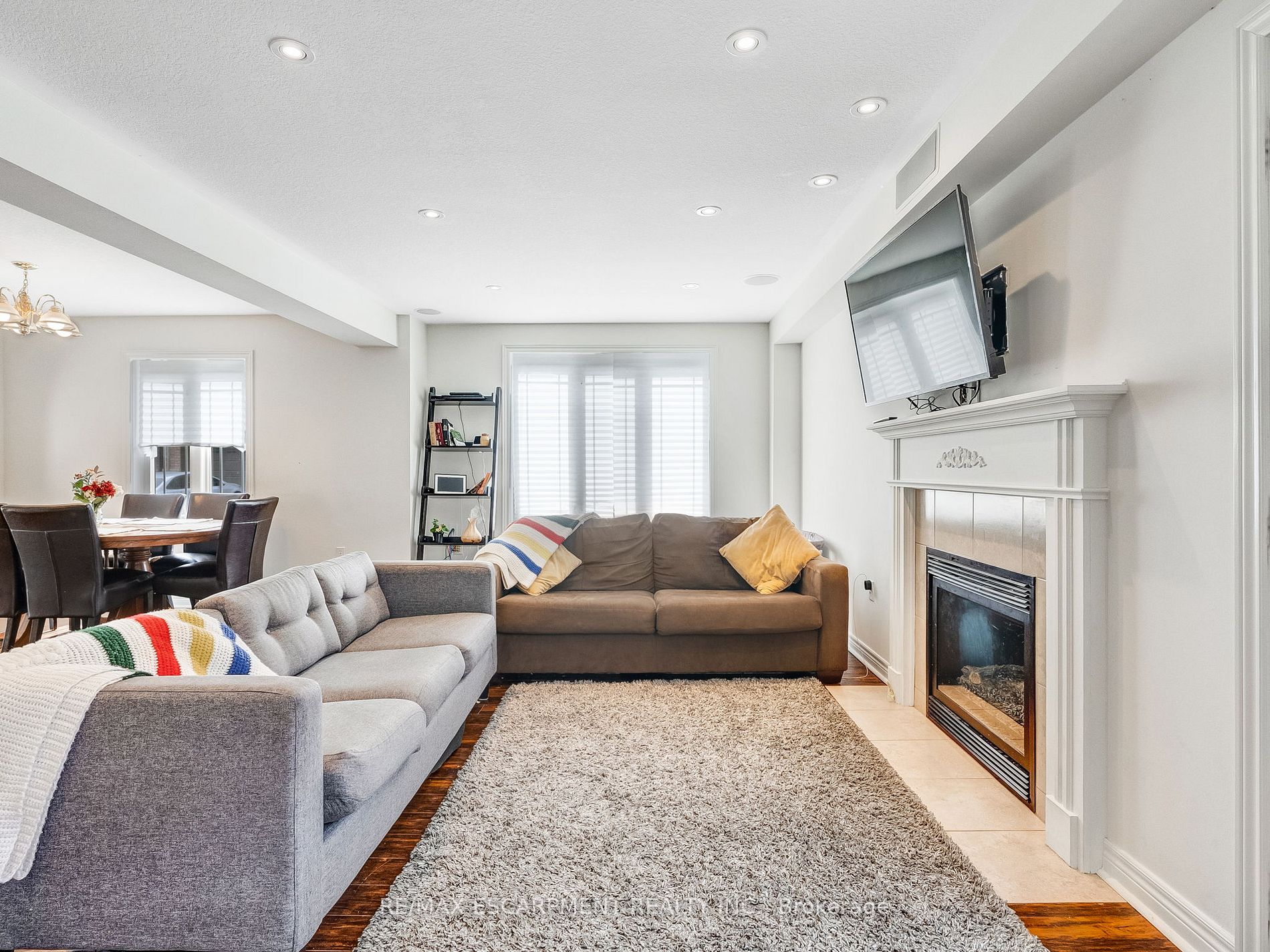56 Geranium Ave