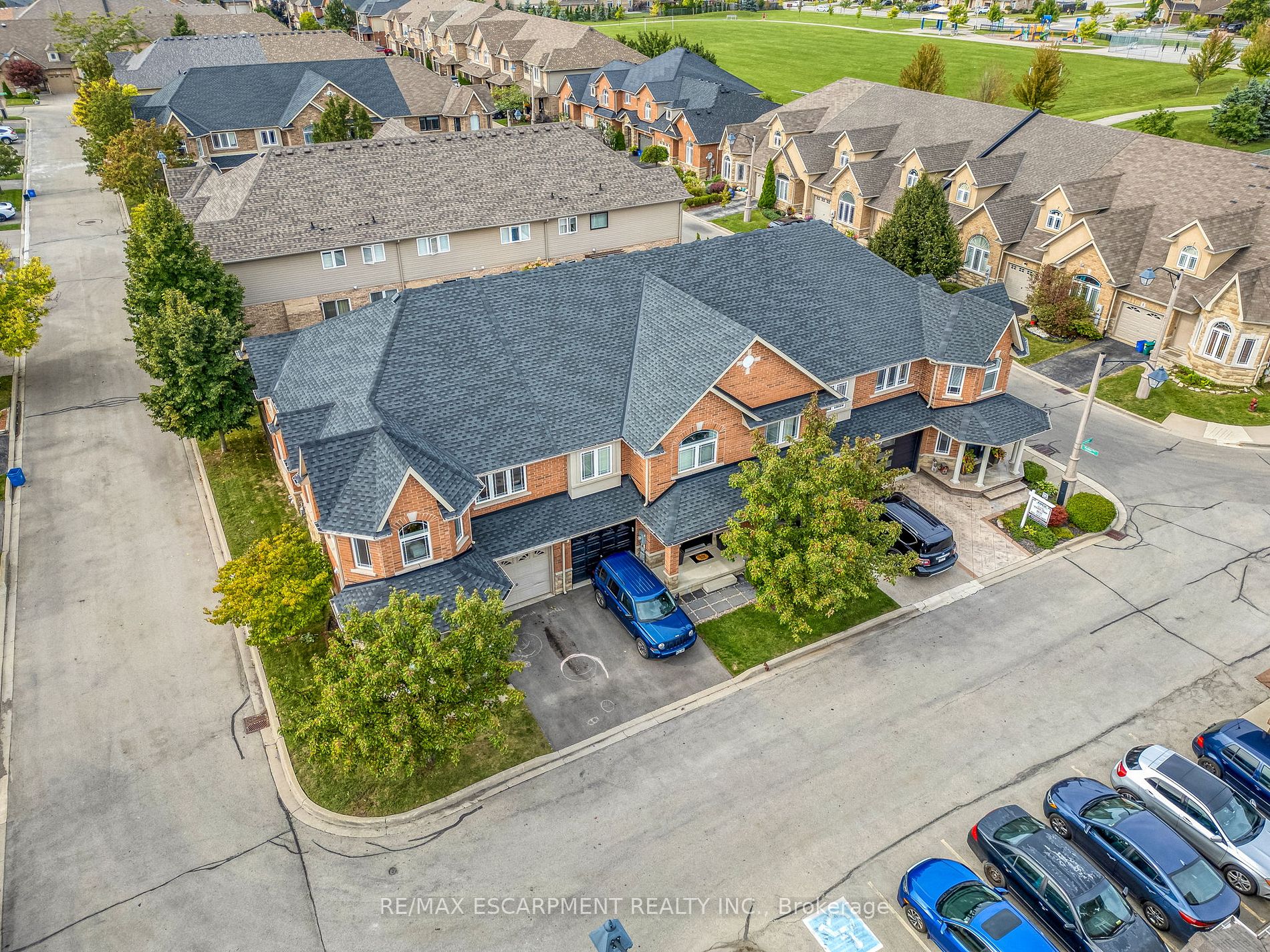 56 Geranium Ave