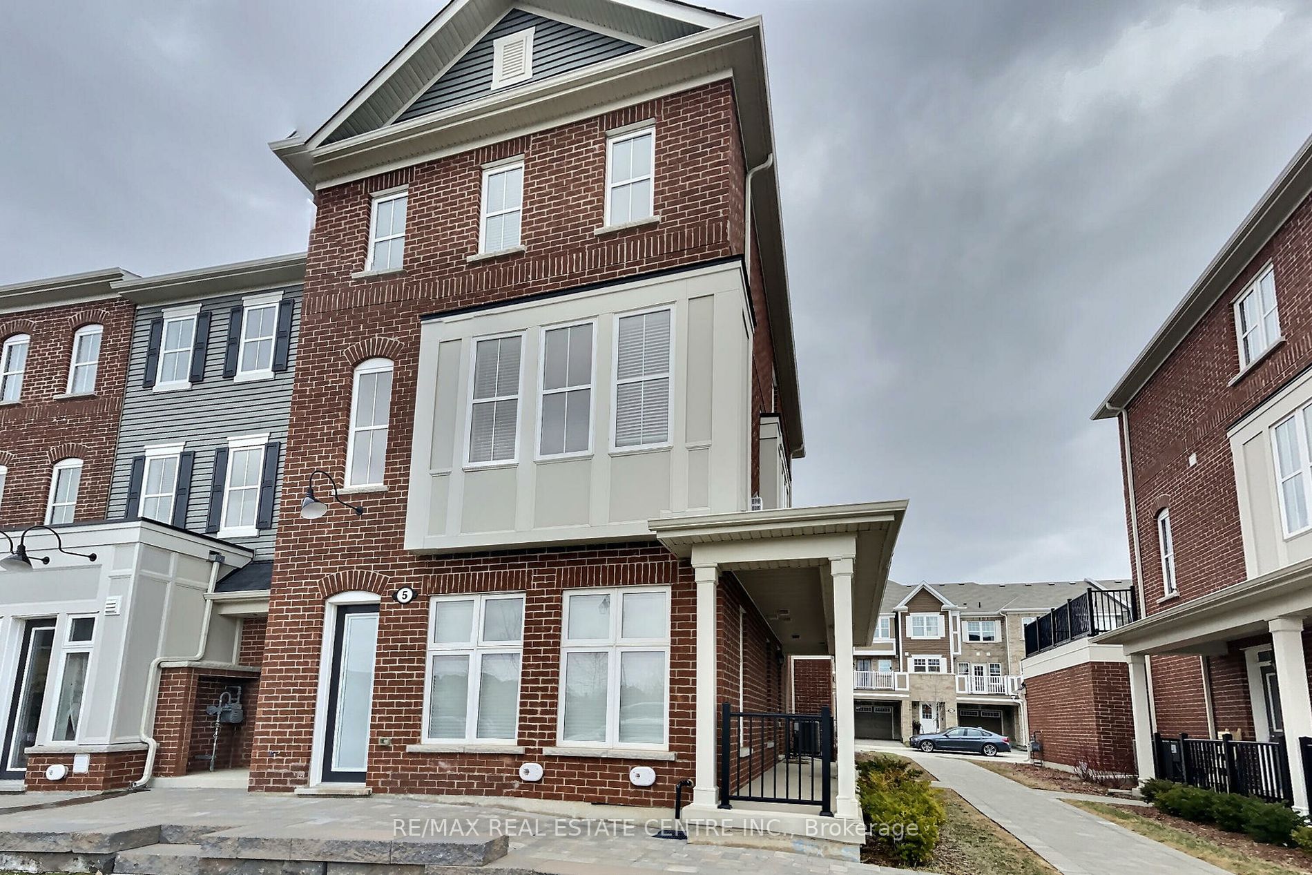 22 Spring Creek Dr, #5