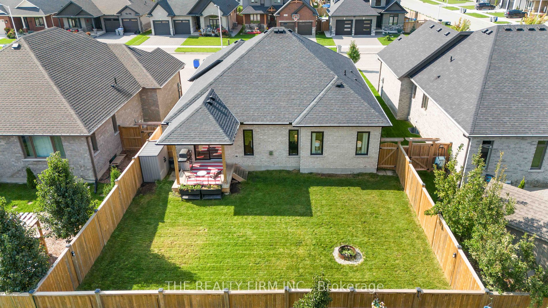 153 Collins Way