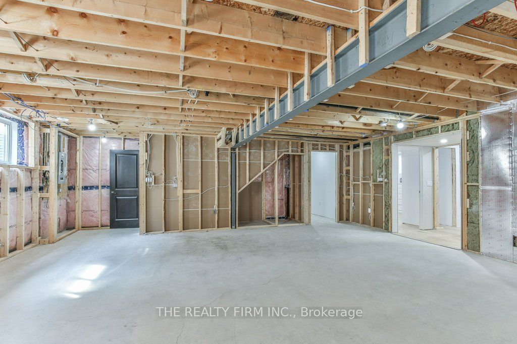 153 Collins Way