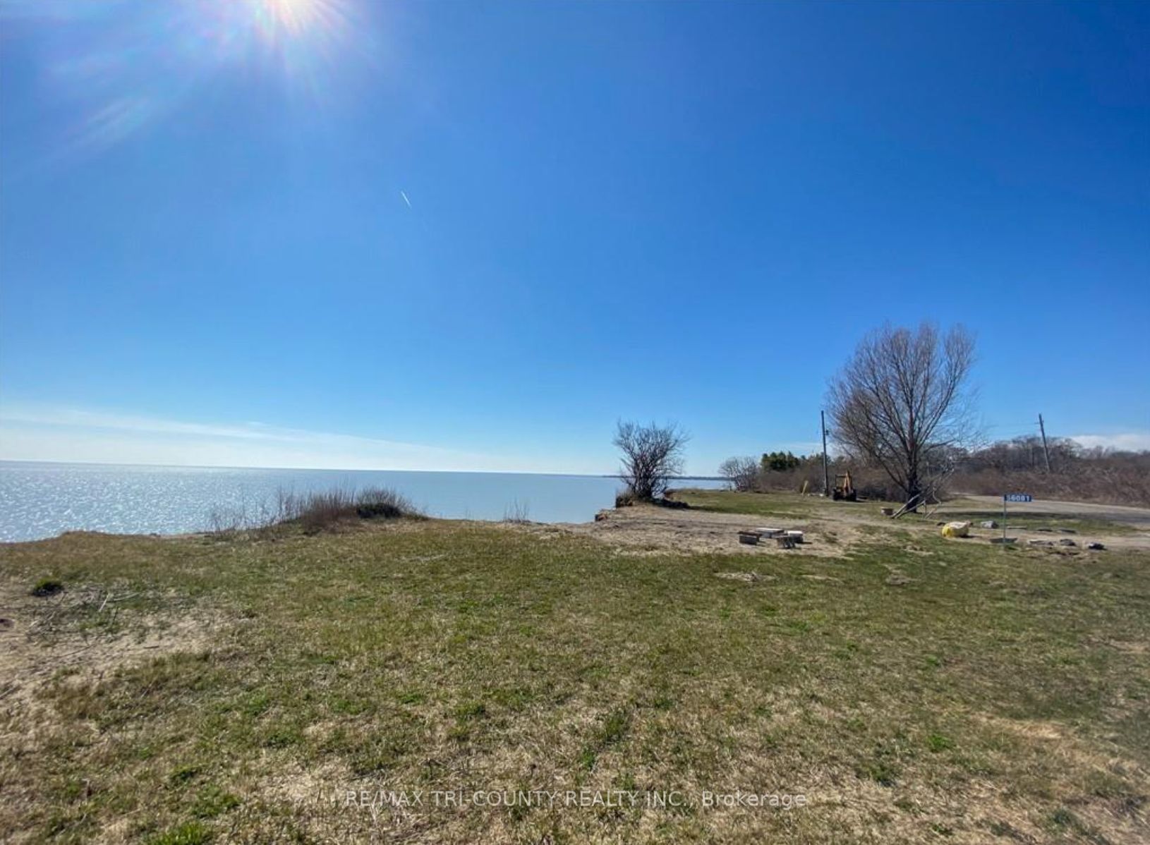 56081 Lakeshore Line
