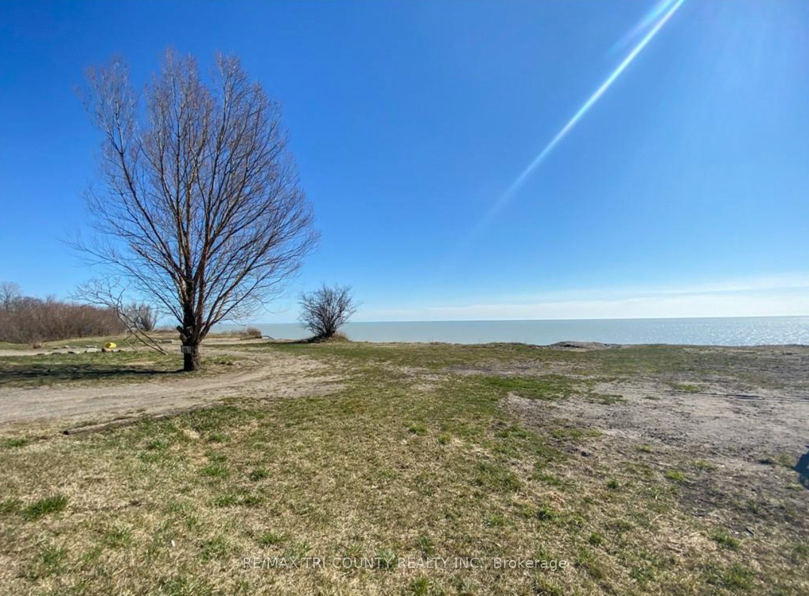 56081 Lakeshore Line