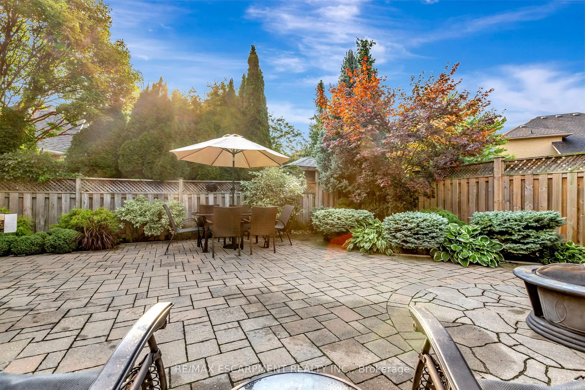 19 Falconridge Dr