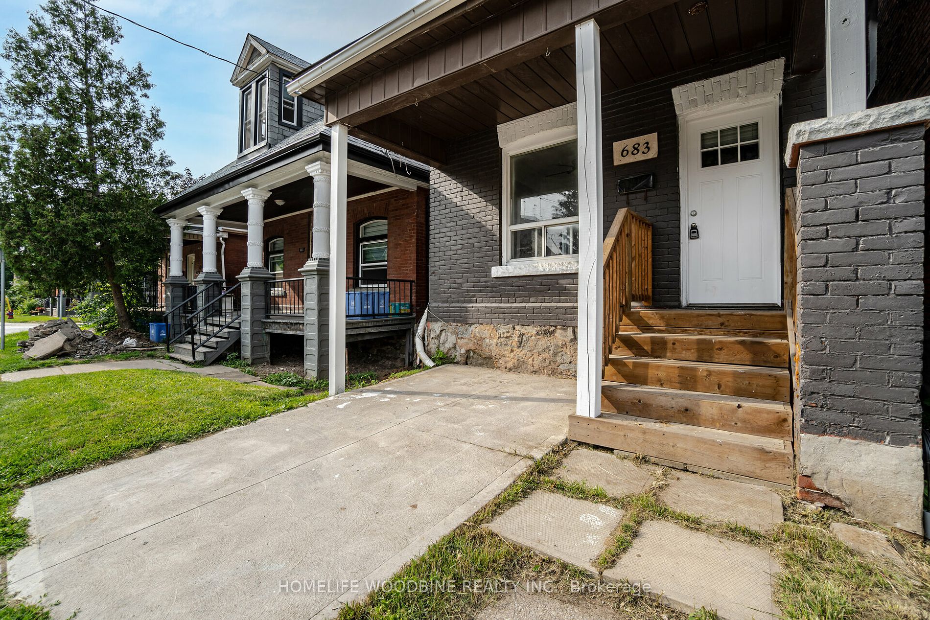 683 Wilson St