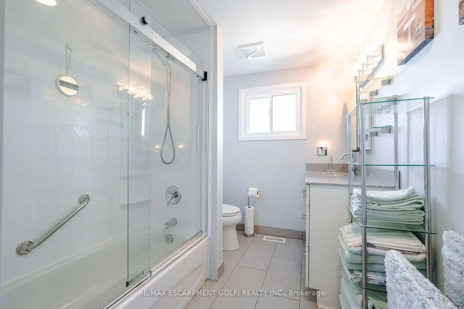 202 LAVINA Cres, #10