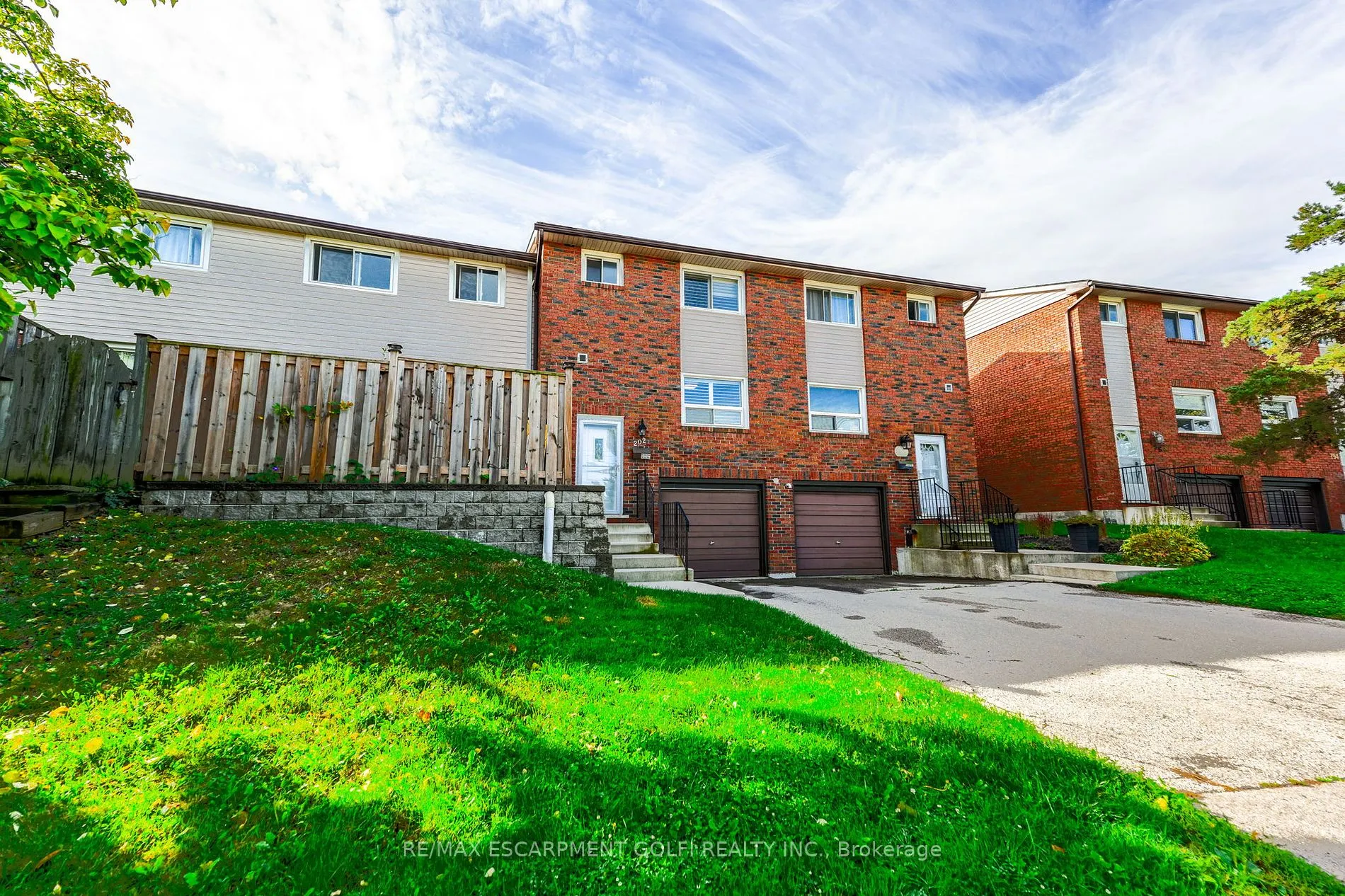 202 LAVINA Cres, #10