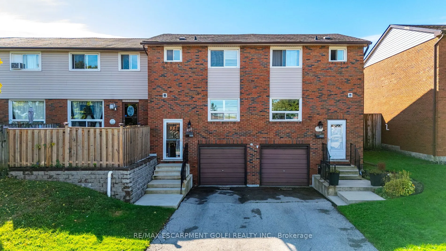 202 LAVINA Cres, #10