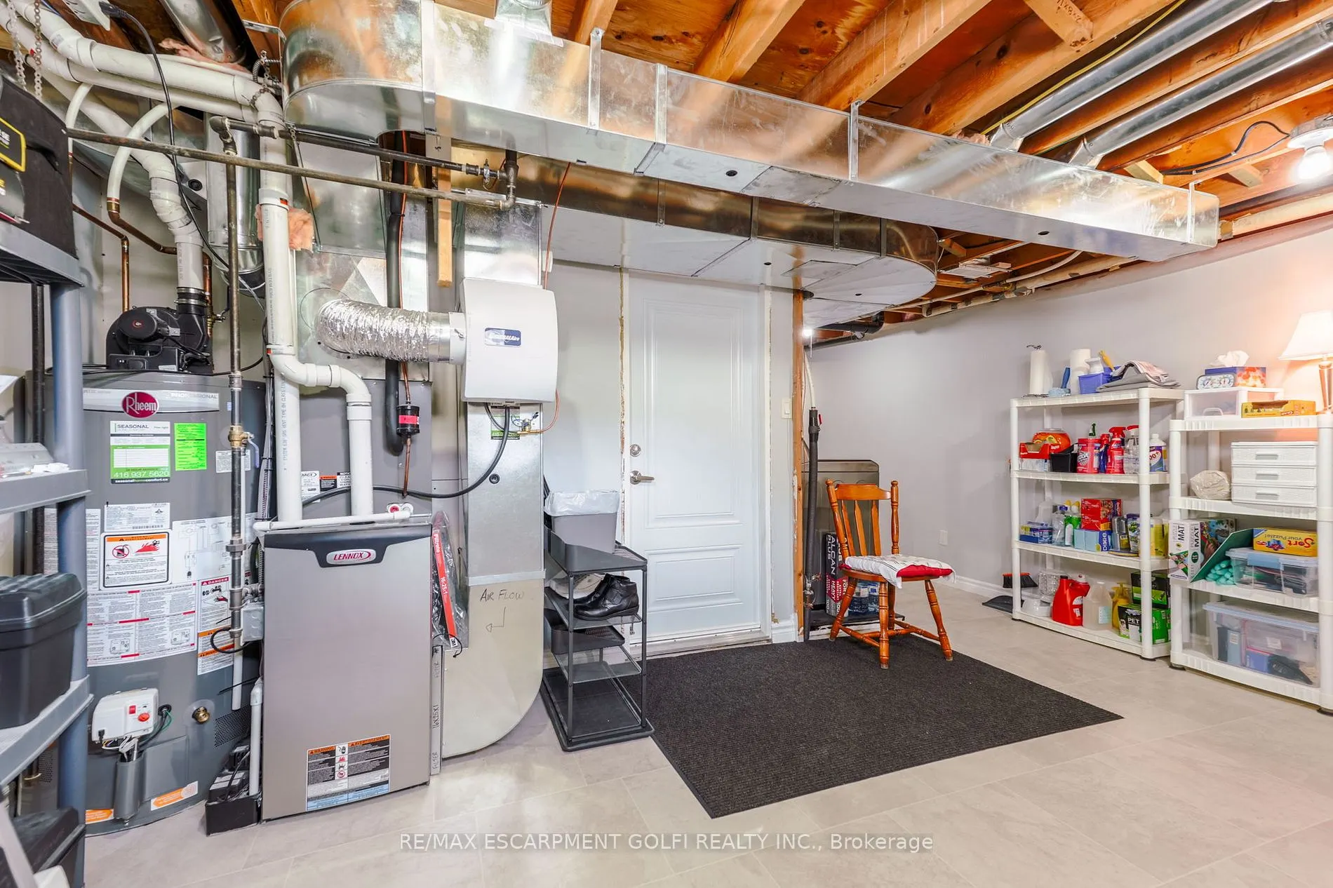 202 LAVINA Cres, #10