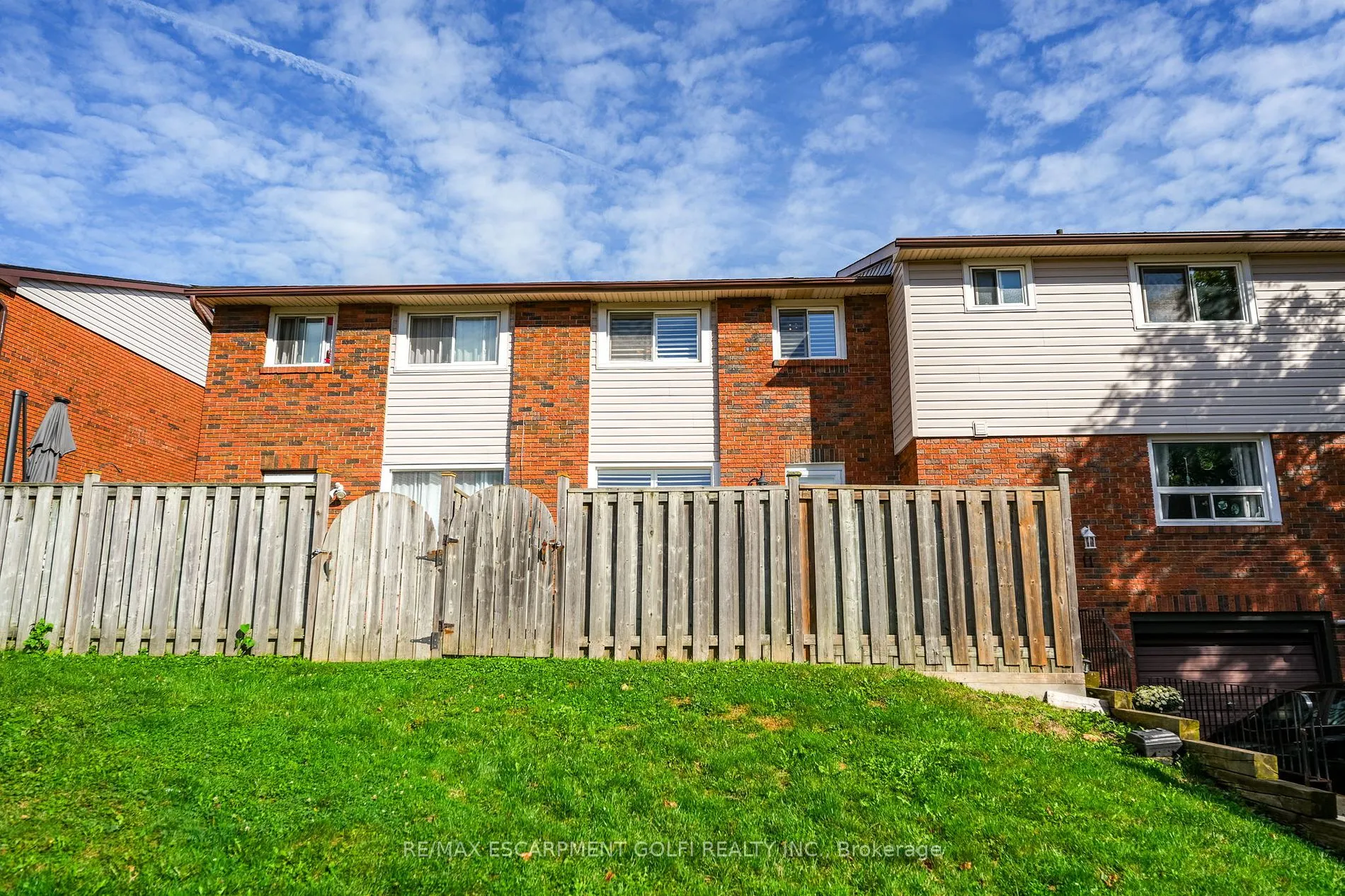 202 LAVINA Cres, #10