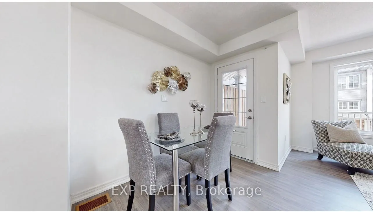 15 DUCKWORTH Rd