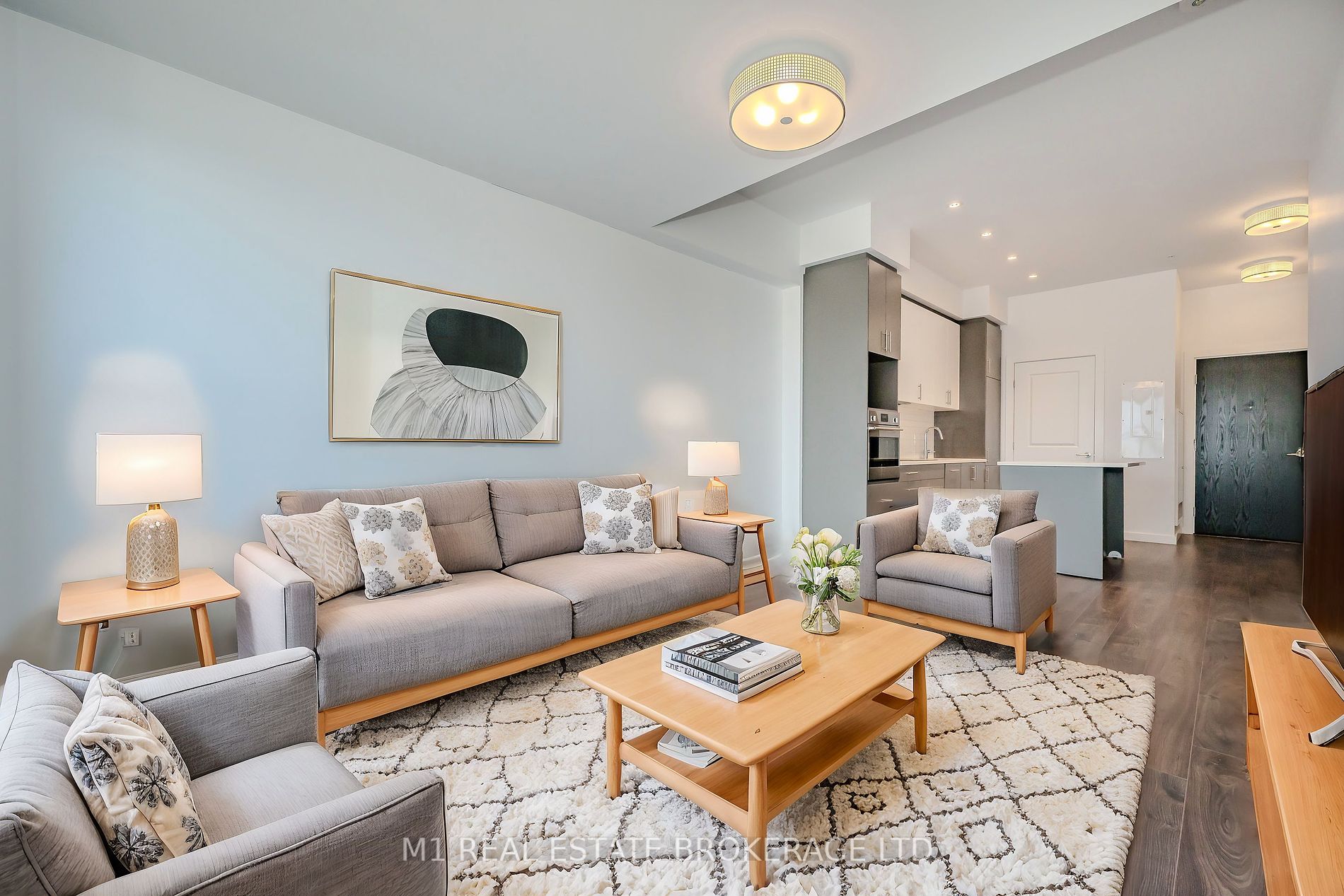 181 King St S, #1503