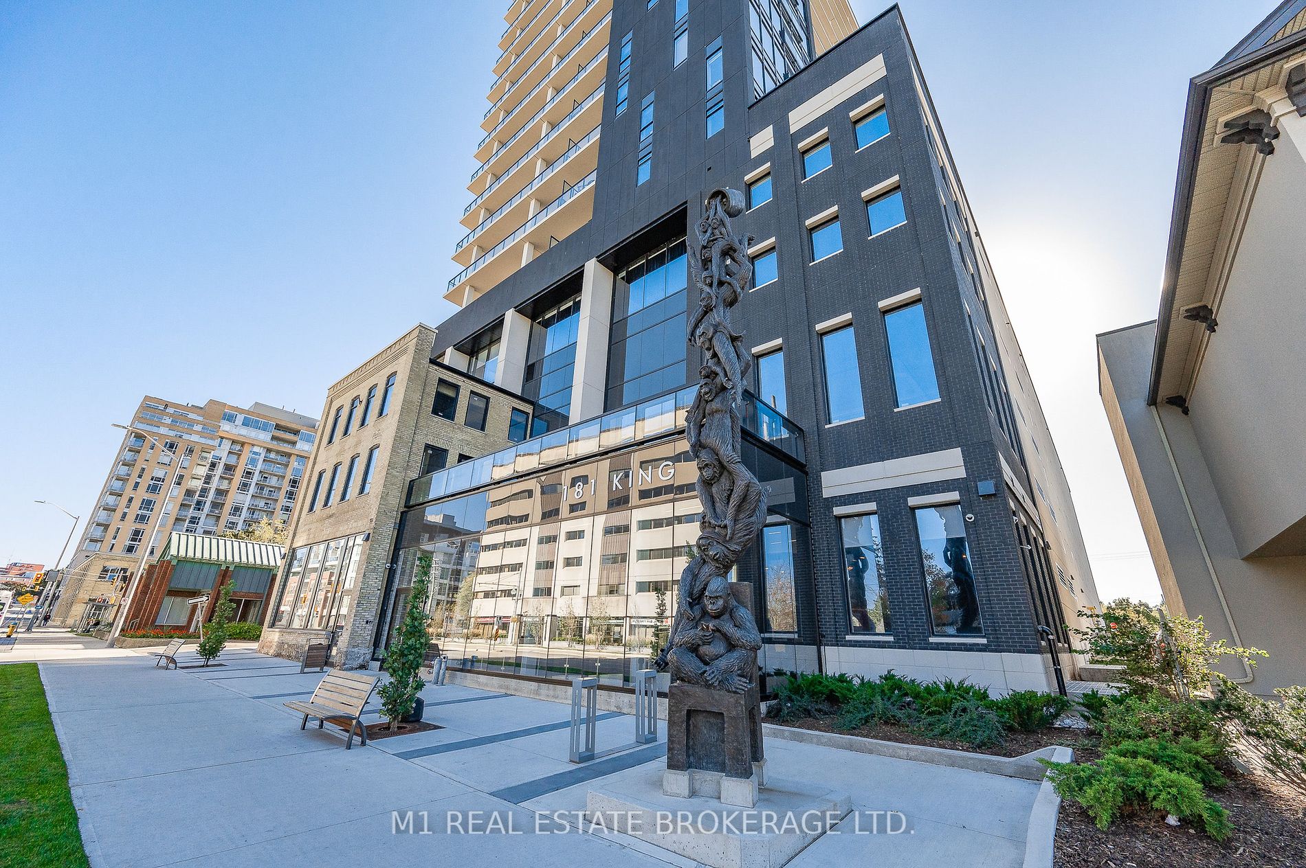 181 King St S, #1503