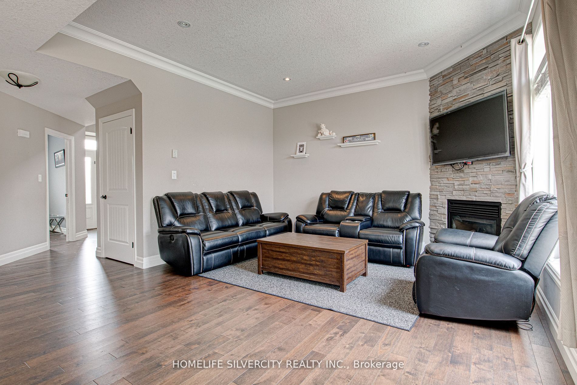 505 Lakeview Dr