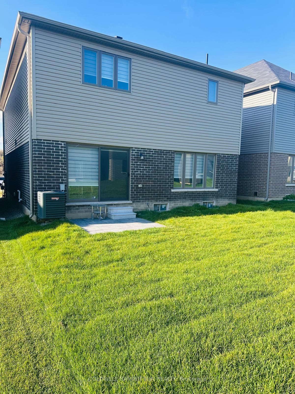 37 Mair Ave