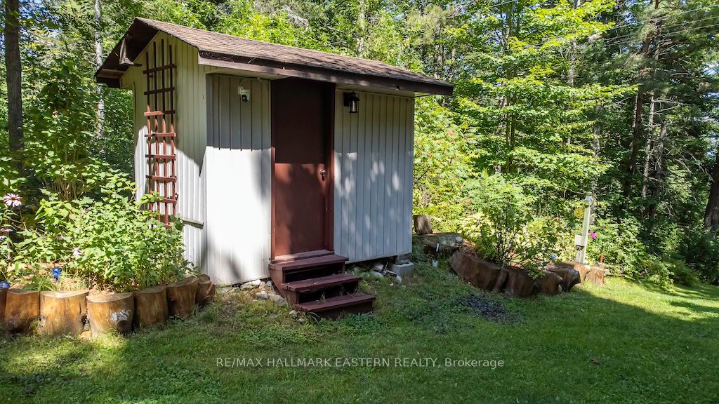 26 Manitou Lane