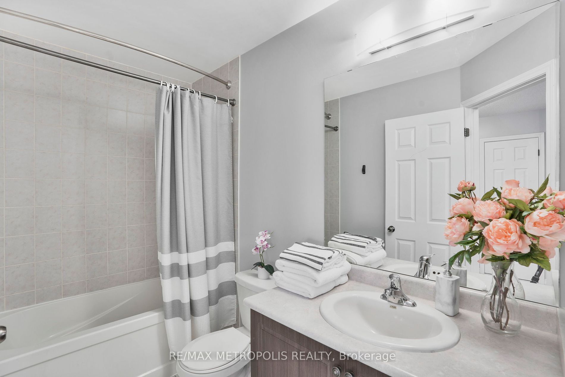 8484 Sweet Chestnut Drive