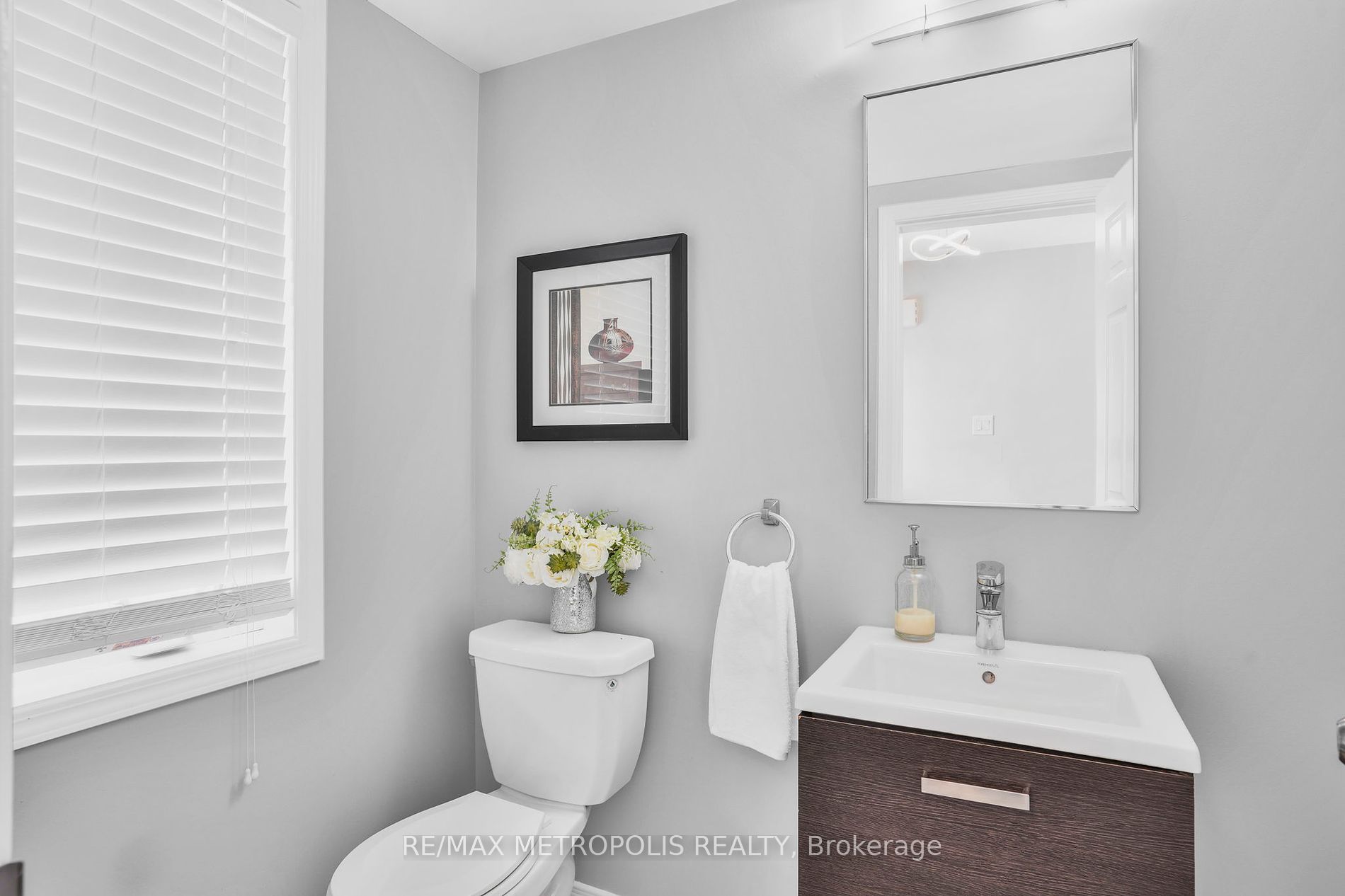 8484 Sweet Chestnut Drive