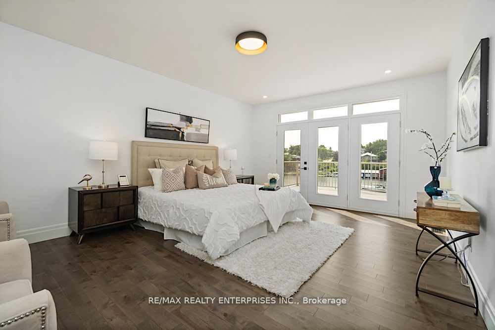 125 Villeneuve Dr