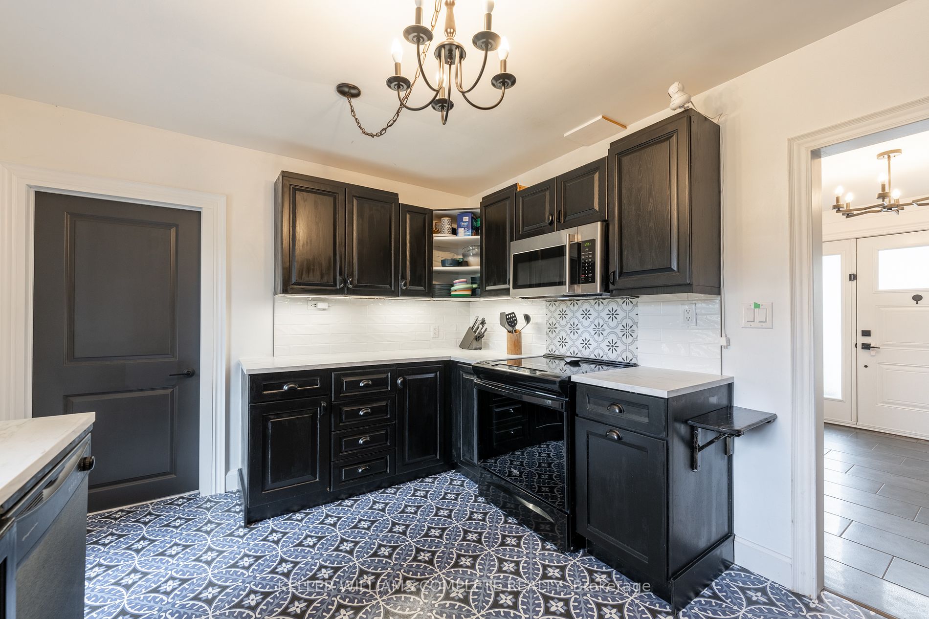 2 Brentwood Rd