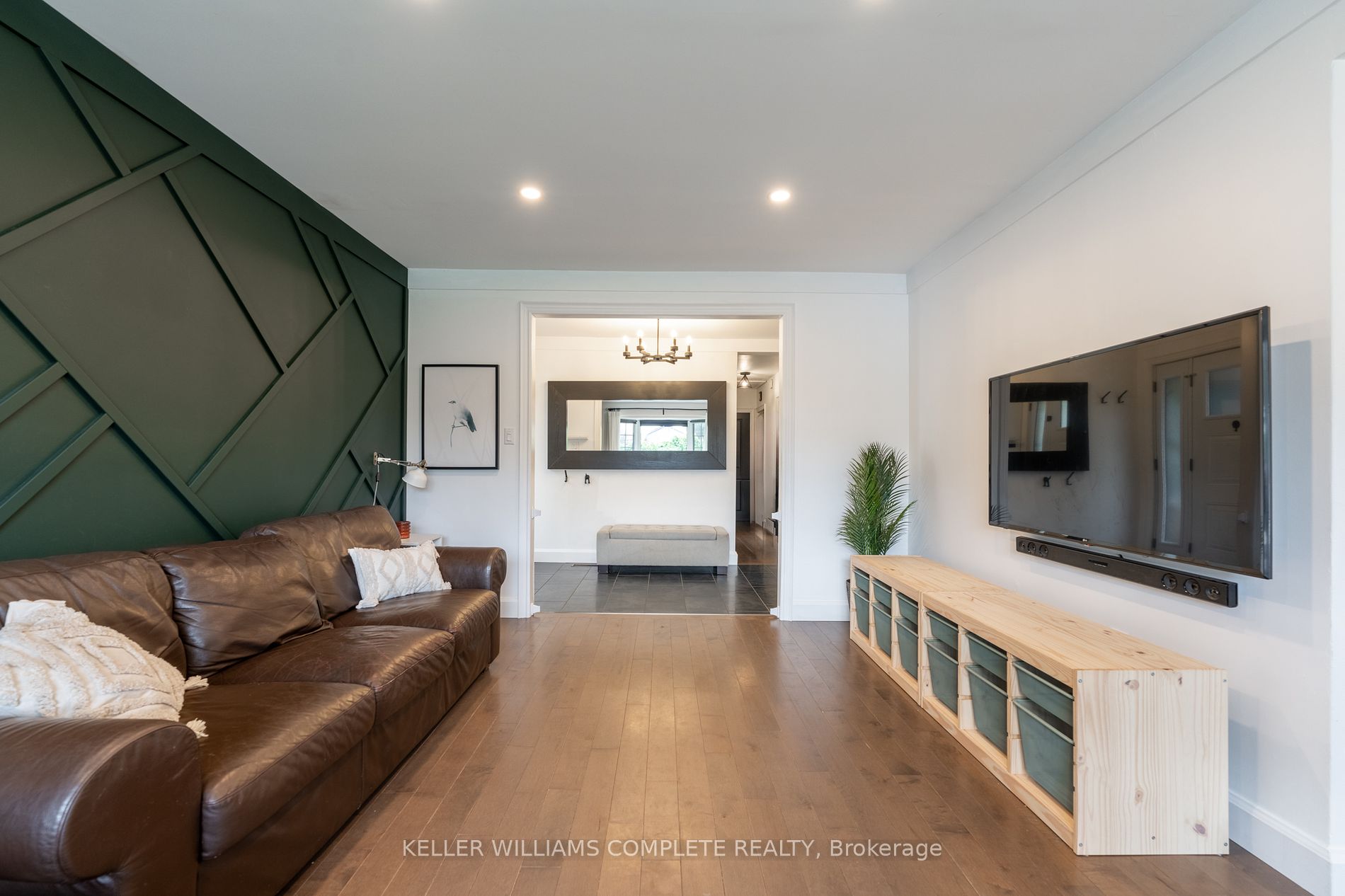 2 Brentwood Rd